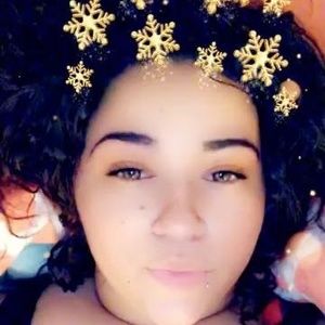 Meet your Posher, Nina